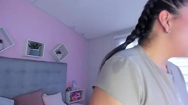 isabella_max7