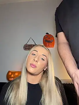 Strongqueen Live Webcam on Stripchat