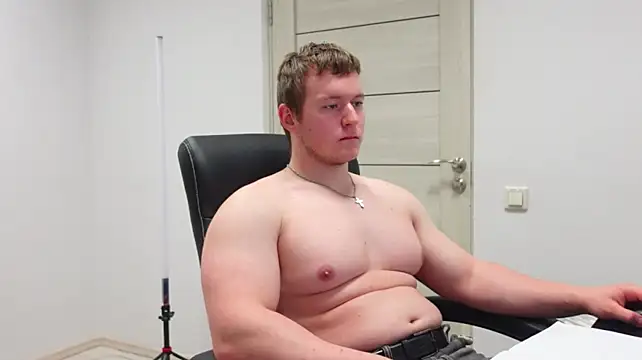 richard_dullas (M twink) - SUPPORT FOR STUD
