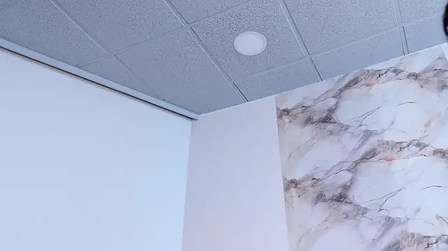 Maddyluxe webcam