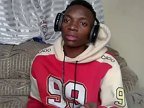 JewelFuckEntertainer212