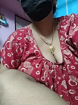 BERRY_00 live cam on StripChat