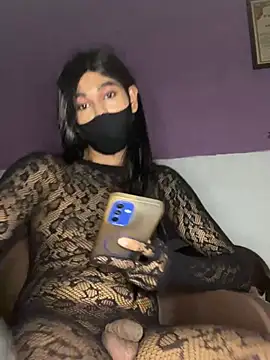 sissyindianboi live sex cam
