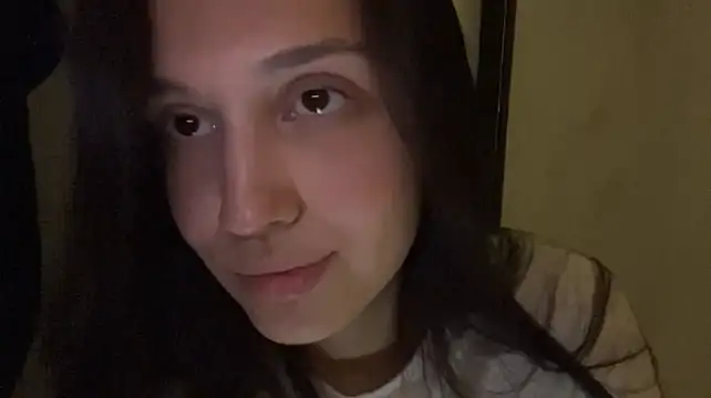 marinaturay (F teen) - FLASH MY UNDERBOOBS