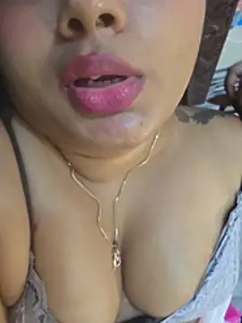 spicy-Queen1 live mistress cam