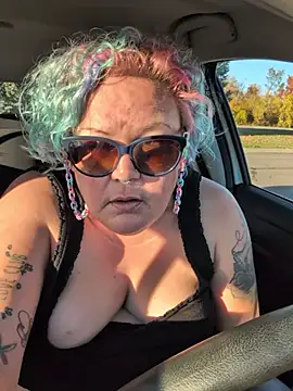 PotOfGreer BBW MILF cam girl
