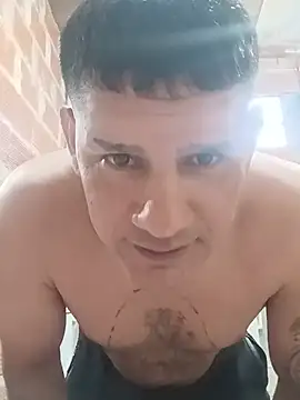 Gusta86 live sex cam