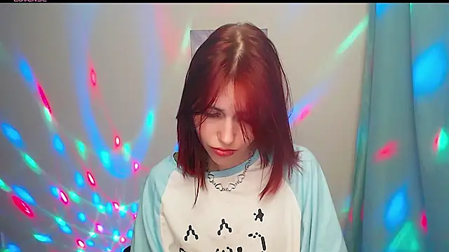 GuessMe___ live cam preview