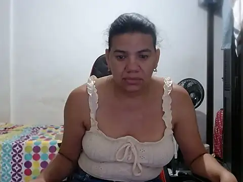 Adriana_0312 live cam preview