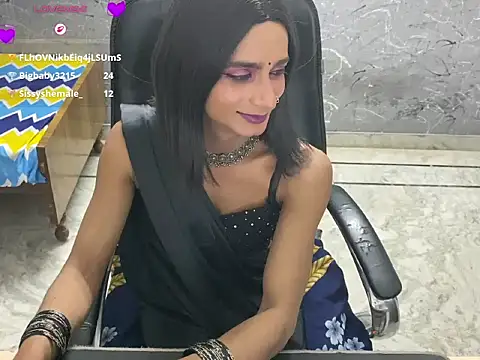 LuvLayla live cam preview