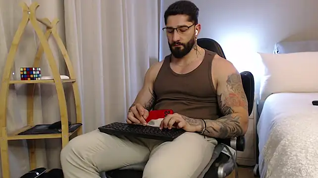 jonhklleyn webcam