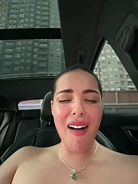 Alirawrz, live now