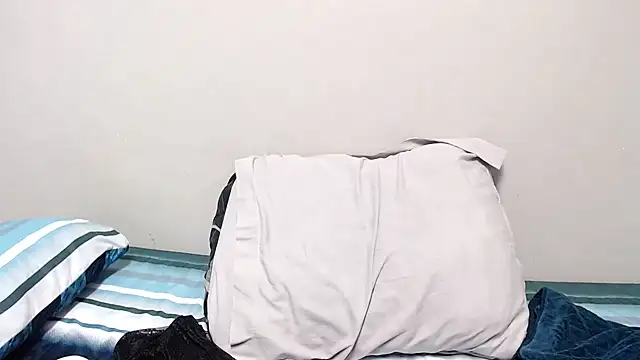 HotSmallTits live cam preview