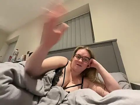 honeyyy24