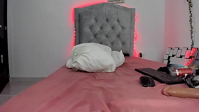 SHARONBLAKE2 live cam preview