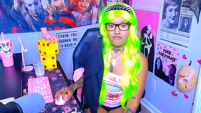 spookiebaddie live cam preview