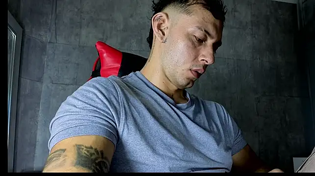 Mathias_brend live cam preview