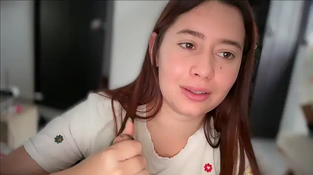 lolabunnystr live cam preview
