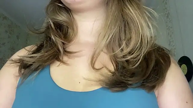 AshliKuhn live cam preview