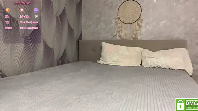 MiaWarhol