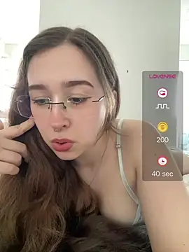 tsuki_chan_on live cam preview