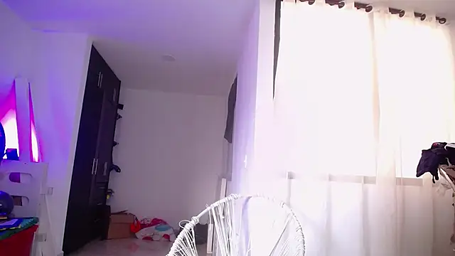 Leslie_Bussh_ live cam preview
