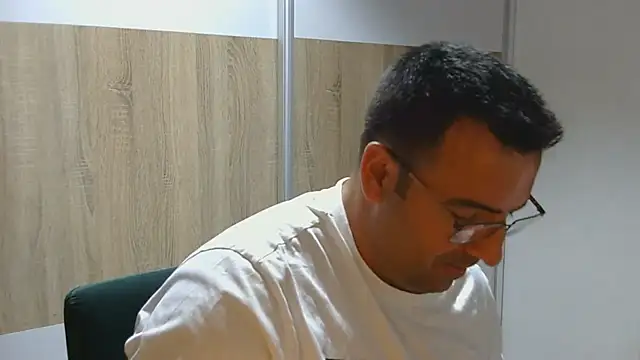 VanillaTime78-Jorge on Stripchat