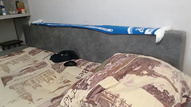 Student_Oliver live cam preview