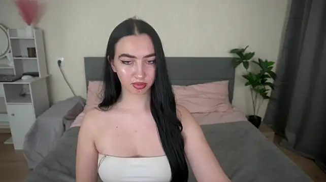 WildKittenX_ live cam preview
