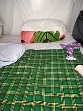 D-joi live cam preview