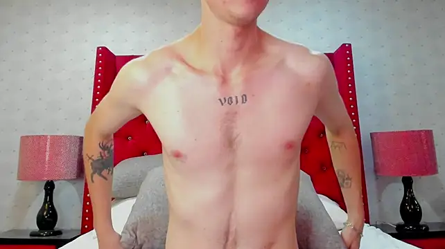 NickWild on Stripchat