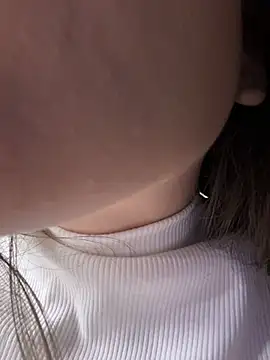 Anna333_ live cam preview