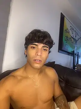 Smmd2003 live cam on StripChat
