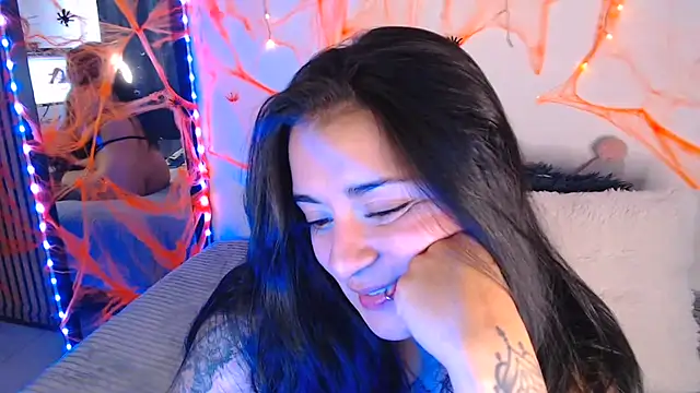 Samanta_james19 live cam preview