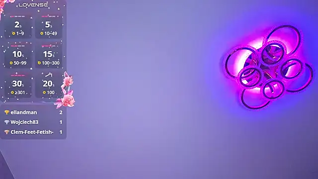 KittieHeart live cam preview