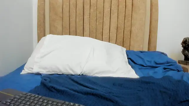 Thalia_parkerr_ live cam preview