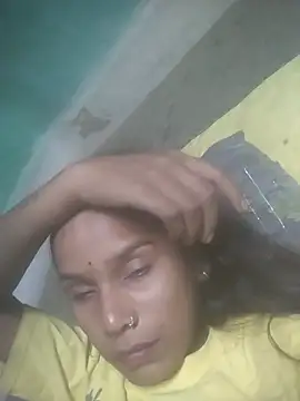 Kaviya_hot
