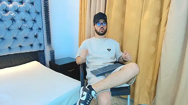 MATHY_ROBERT2 live cam on StripChat
