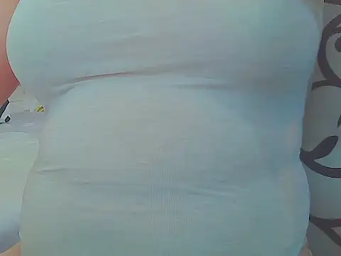 keepmepregnantT live cam preview