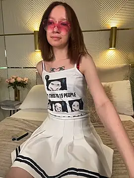 Mi_Mi_Mia live sex cam