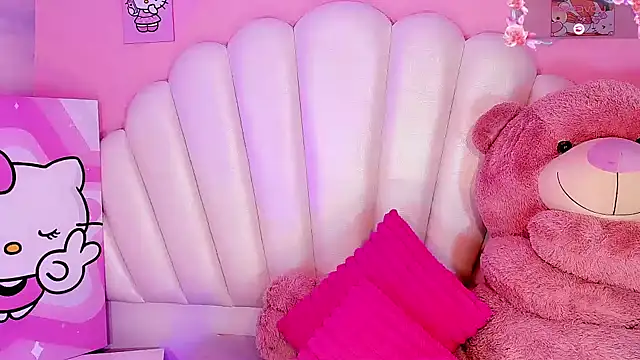 Keira_Fox31