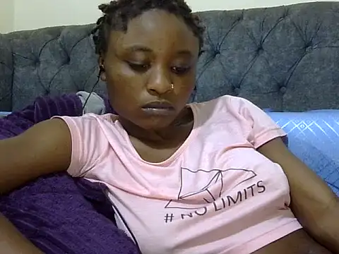SweetTemptationKE live cam preview