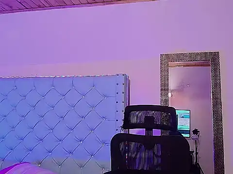 millysweetass live cam preview