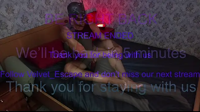 Velvet_Escape