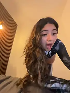 Monica17 live sex cam