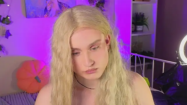 horny__doll