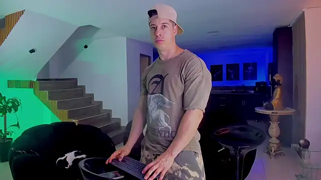 lukas_green11