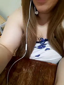 Madam_bezzzoul webcam