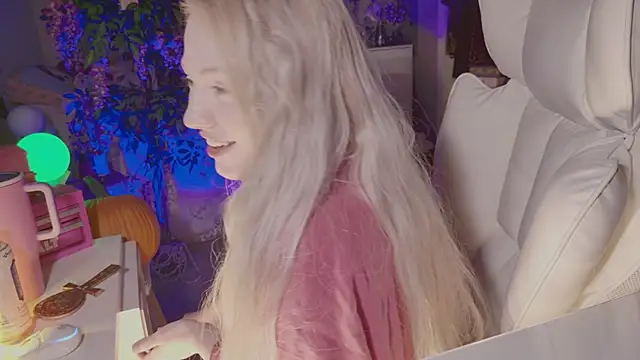 Talulaa live cam preview