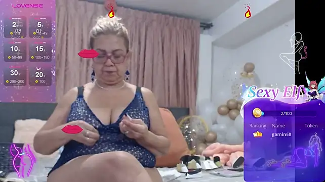 linapalacios live cam on StripChat